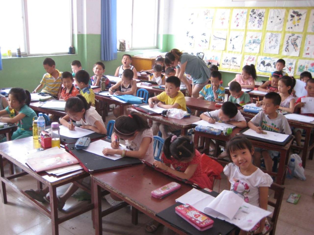 圆梦画室初小班上课情景