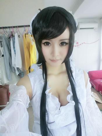 白衣CosPlay小龙女图片1