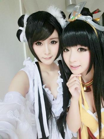 白衣CosPlay小龙女和郭襄图片