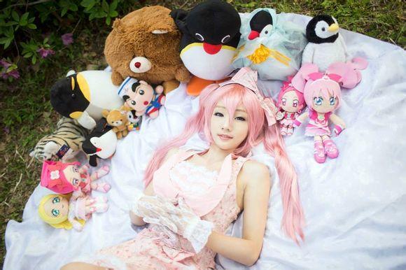 Lolita卖萌粉红公主Cosplay组图02