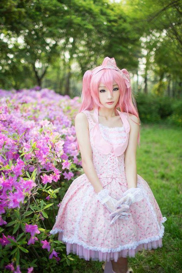 Lolita卖萌粉红公主Cosplay组图08