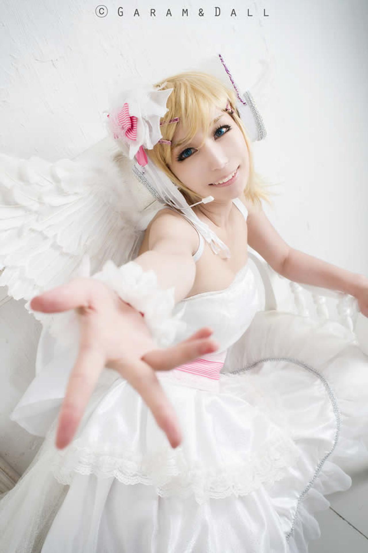 白衣镜音双子超萌系Cosplay组图06