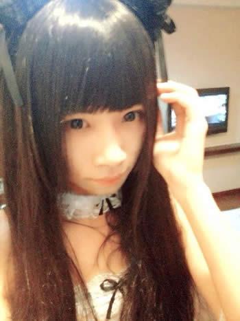 Gloria Huababy的自拍图