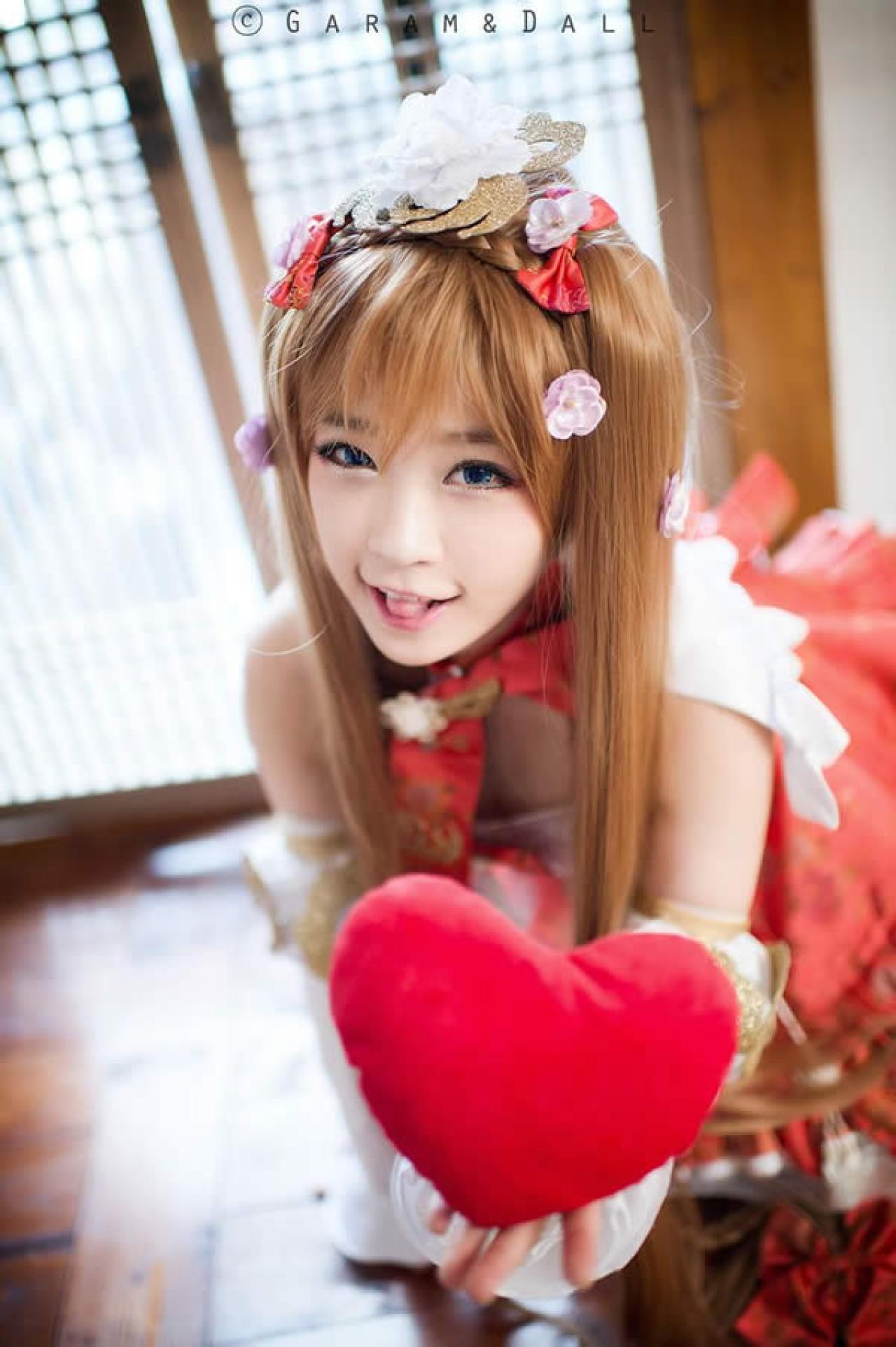 兔娘扩散性百万亚瑟王Cosplay粉色套装吐舌照