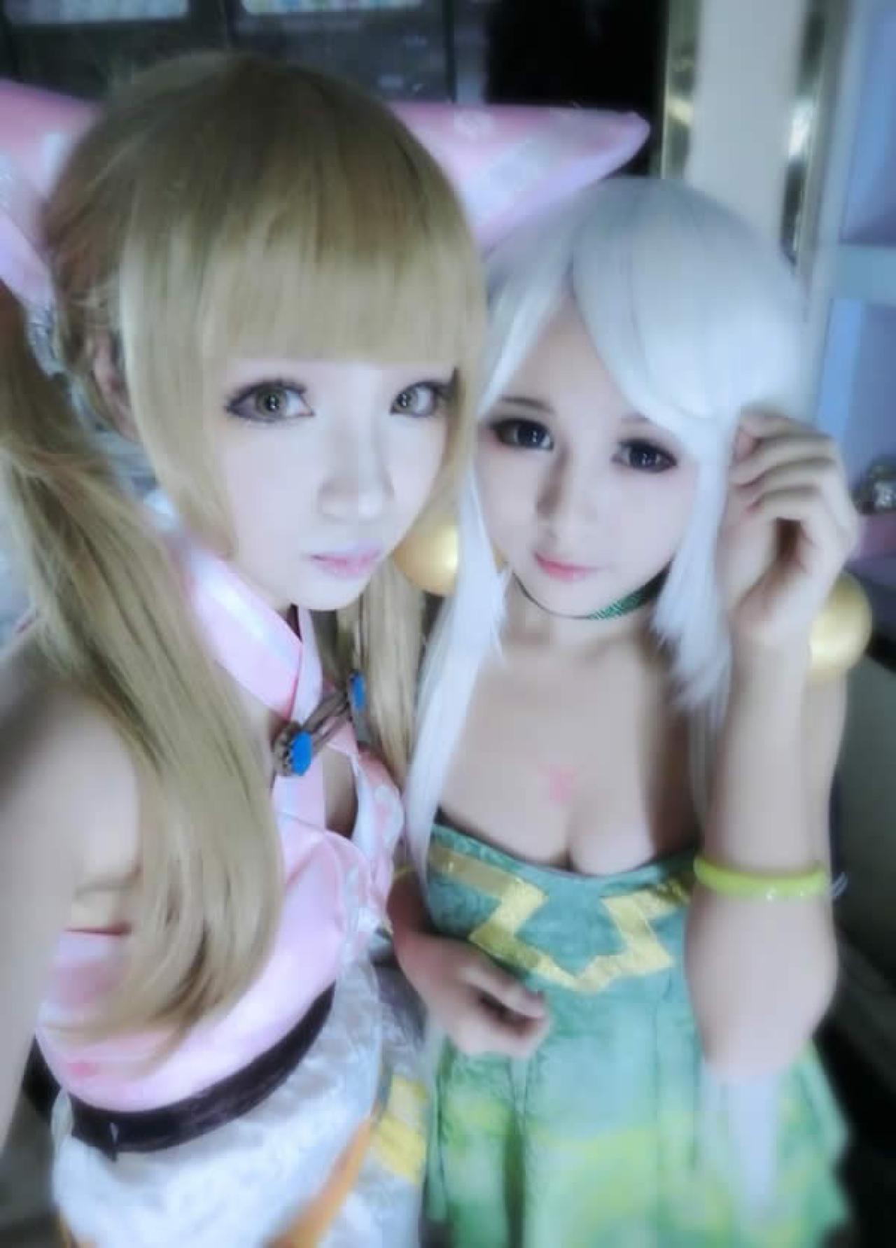 千叶未来和另一位九天神话Coser合影