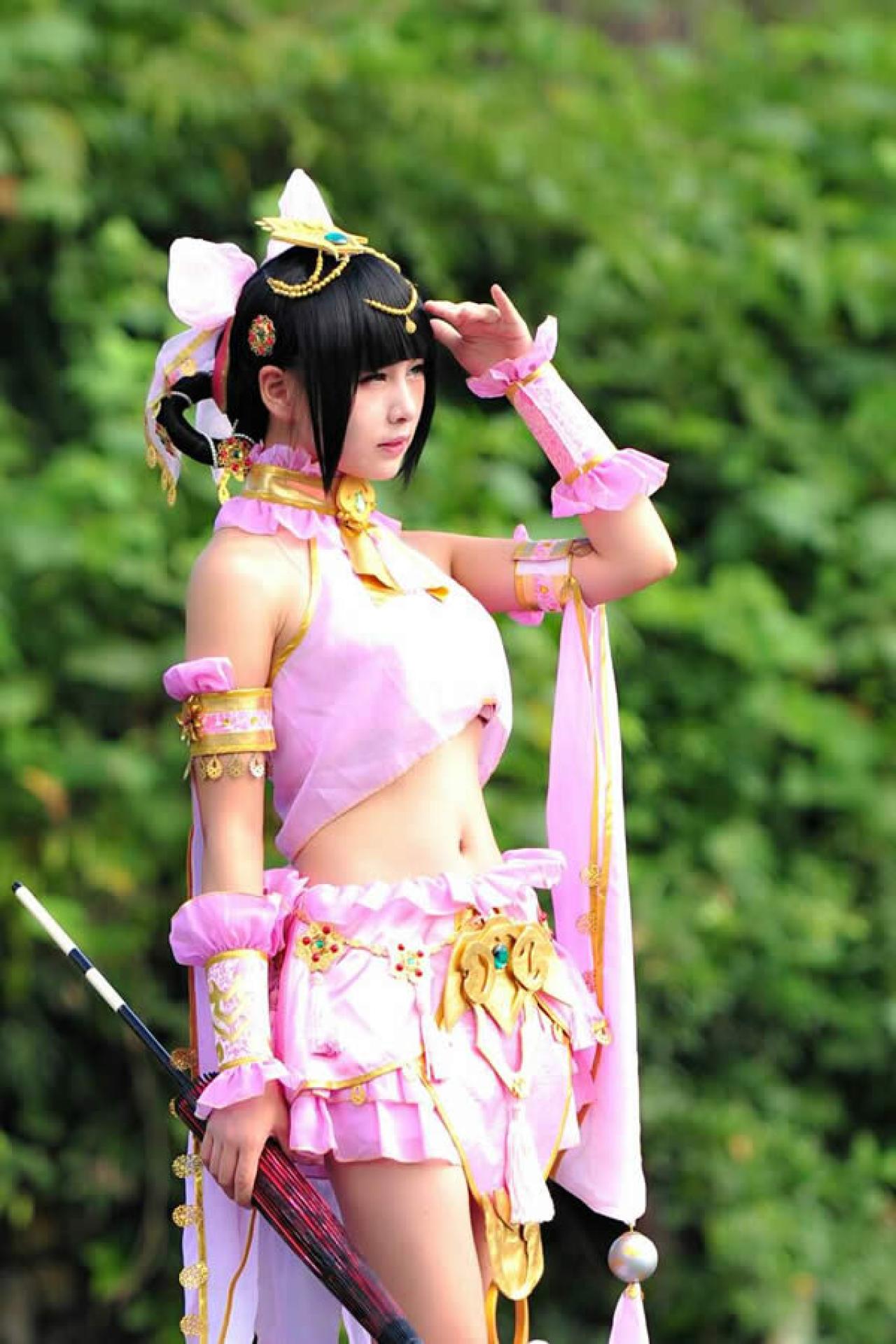 七秀萝莉Cosplay小梓酱望远方