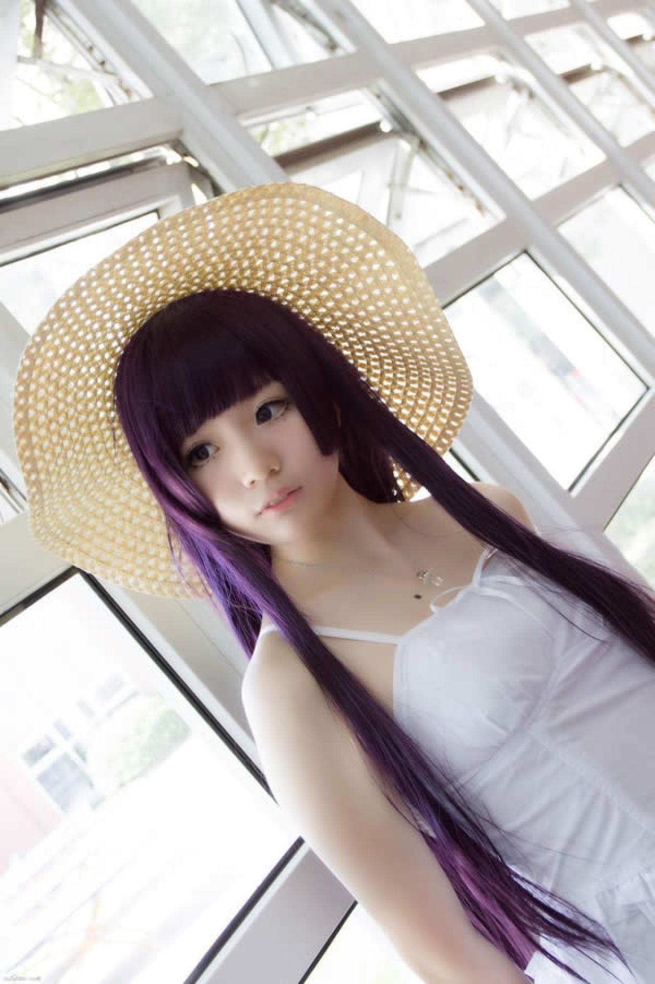 白衣CosplayM花沉思露出小门牙