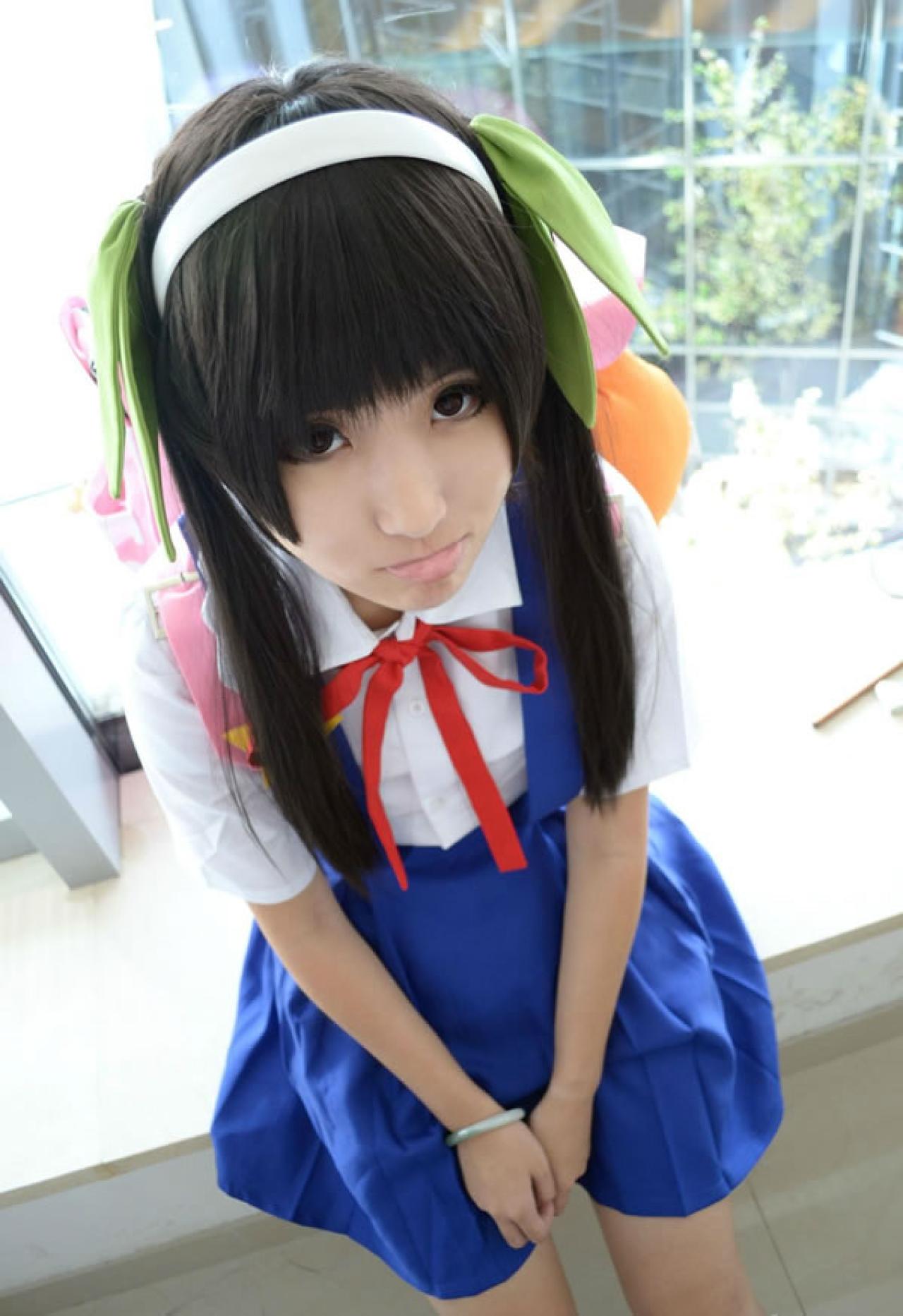 未寻Cos八九寺真宵嘟嘴卖萌