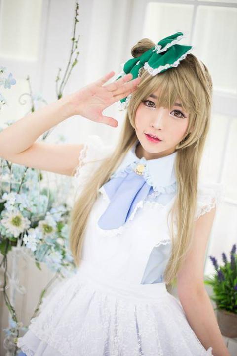 兔娘扮演南小鸟：目视远方