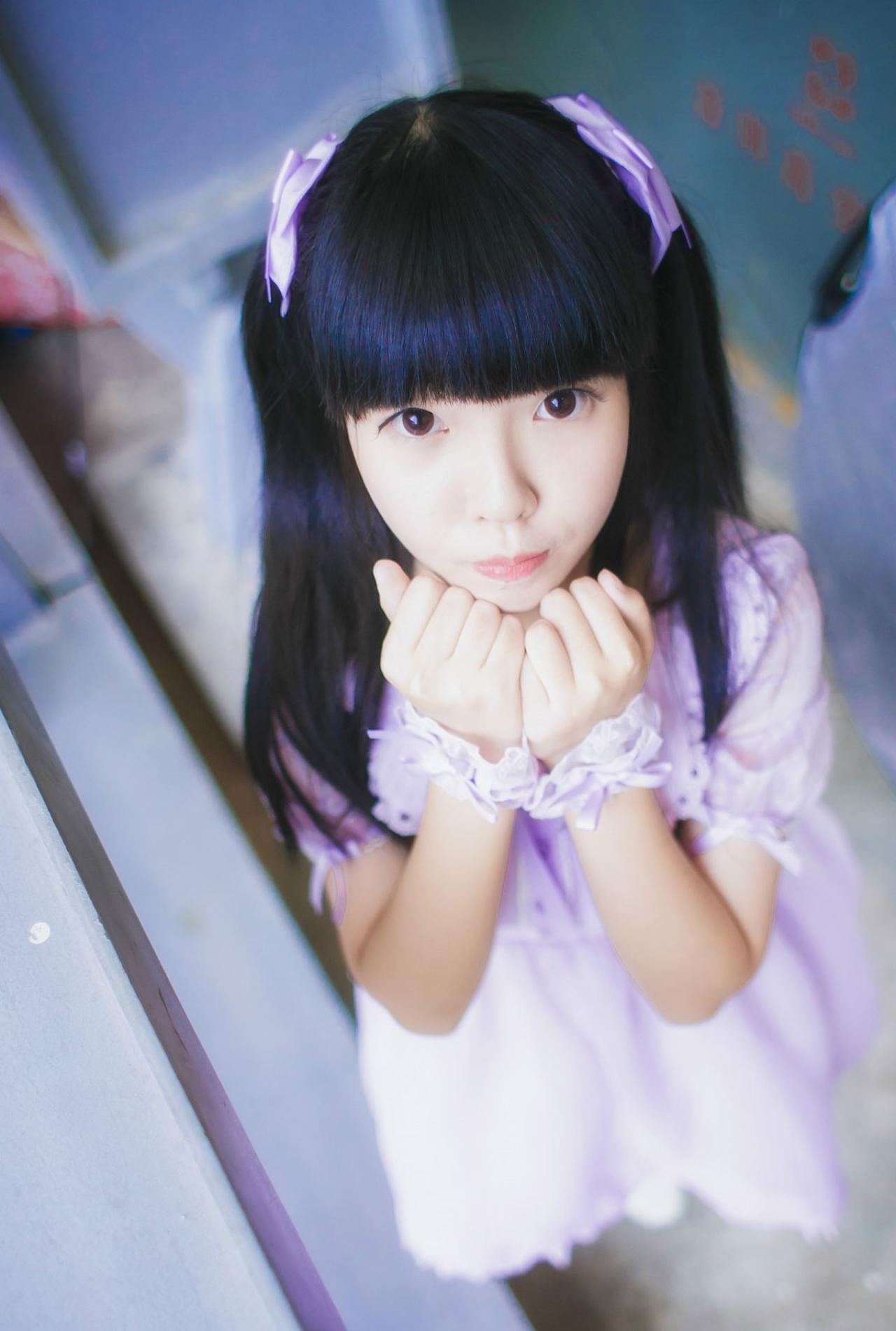 ASN48夏夏紫色连衣裙卖萌