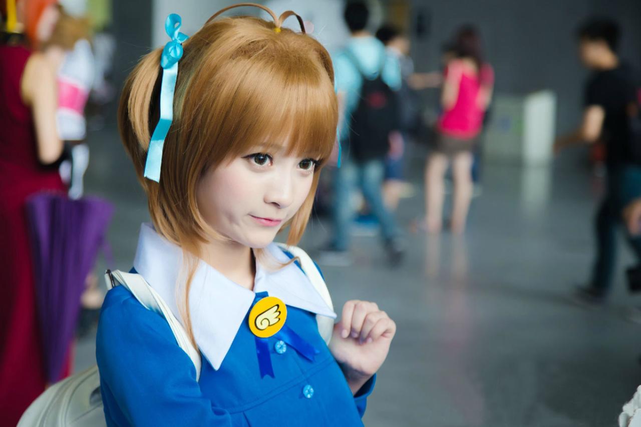 橘子酱sama扮演木之本樱侧脸上半身照