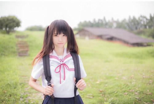 樱若手绘中的模特衰子真人照片