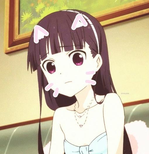 秋山澪扮成小猫的神情