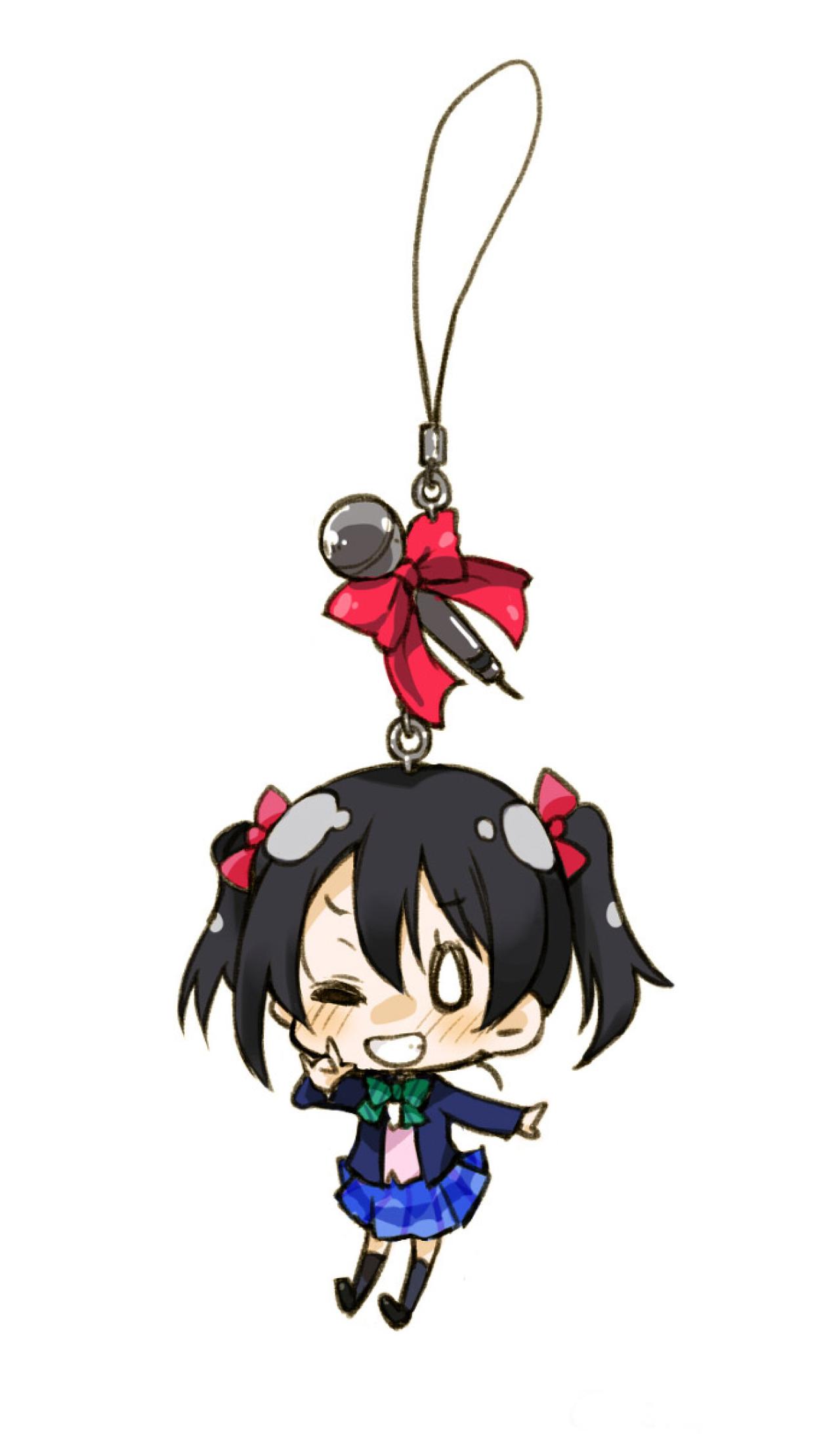 矢泽妮可、话筒手机链设计图