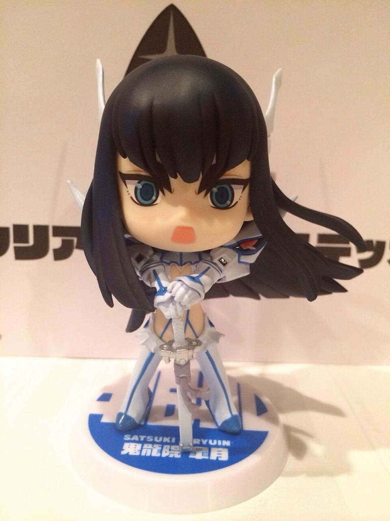 GoiGoi的手办紫色长发的萌剑士少女