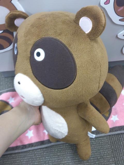 狸猫君娃娃侧面照