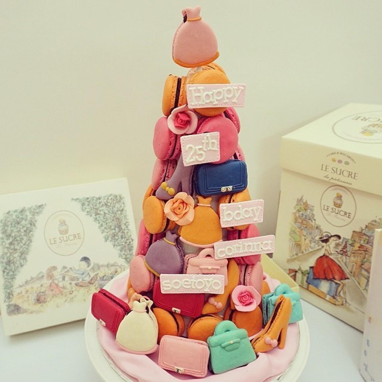 送给老婆25岁生日的香包，名鞋马卡龙生日蛋糕