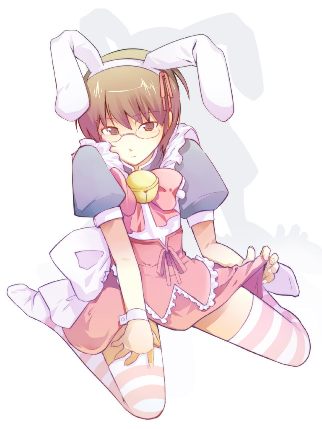 动漫《只有神知道的世界》的男主角桂木桂马眼镜兔耳朵女仆装