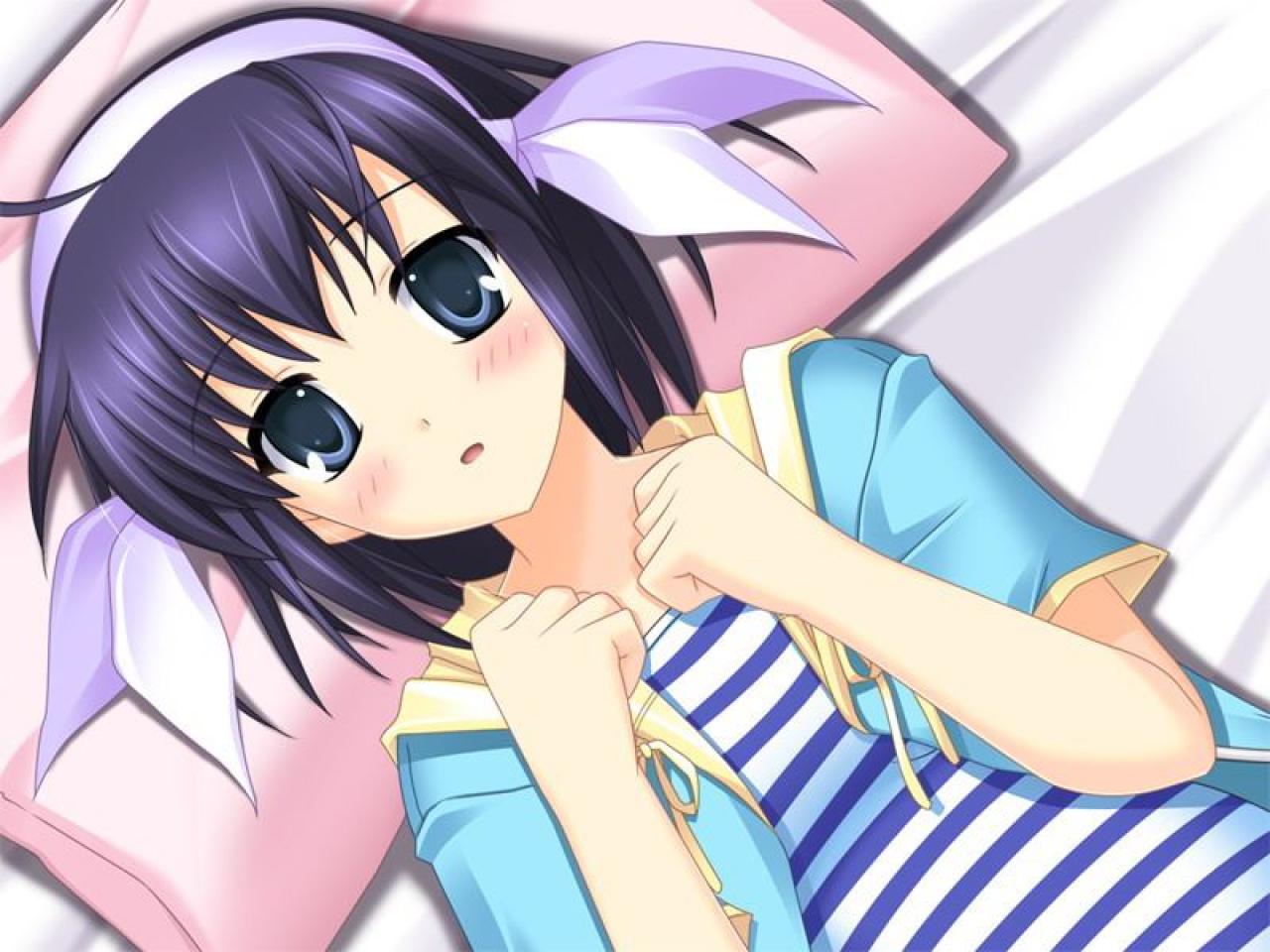 岛仓叶月躺在床上休息