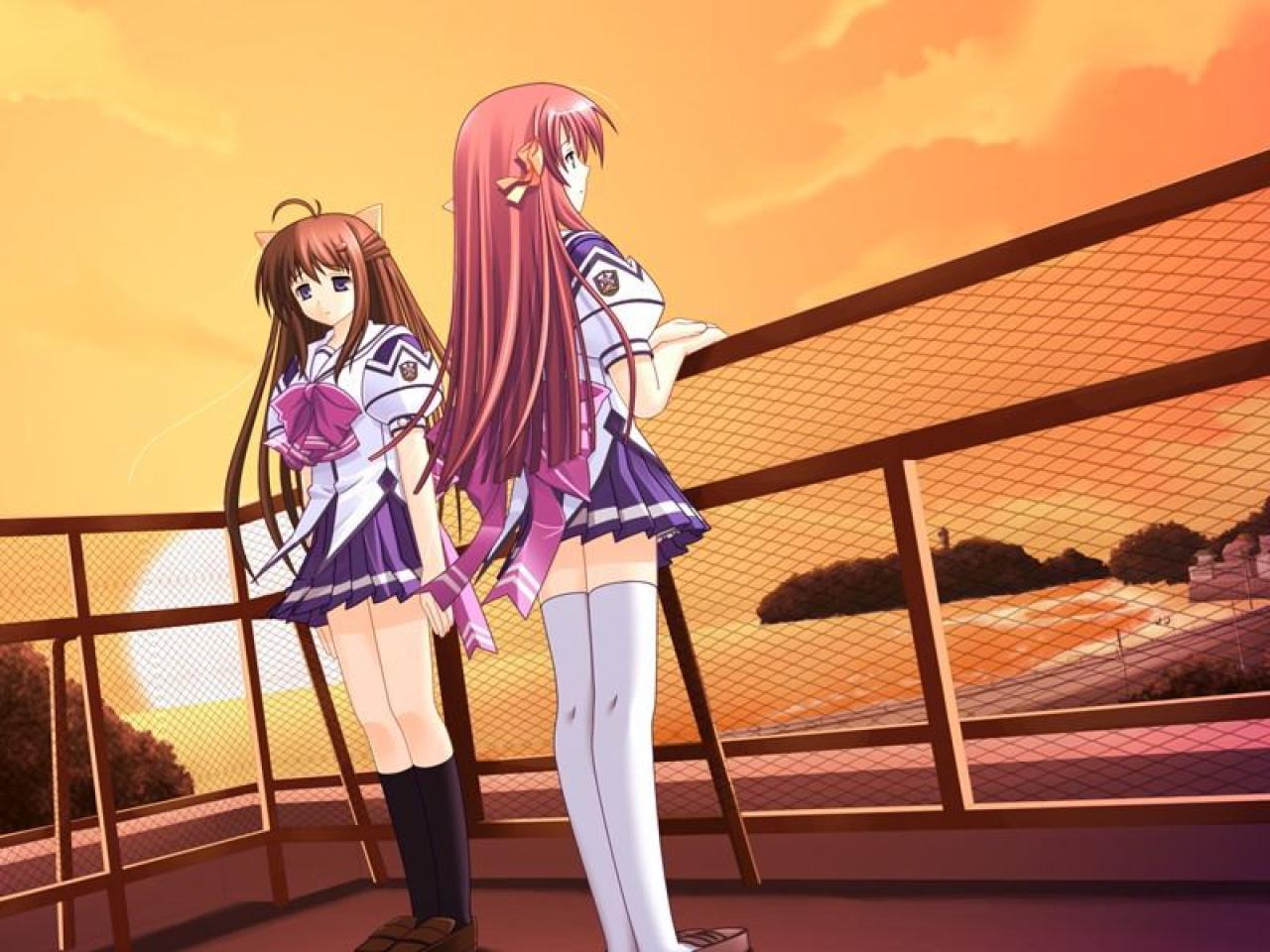 夕阳下姫ノ宫深晴和远山泉水在天台吐露心声