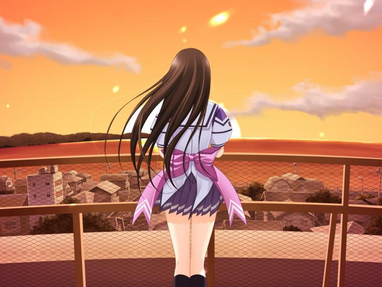 远山泉水站在天台的背影