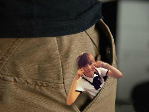 邹容化身口袋妹妹