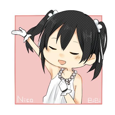 矢泽妮可吟唱白色打歌服头像