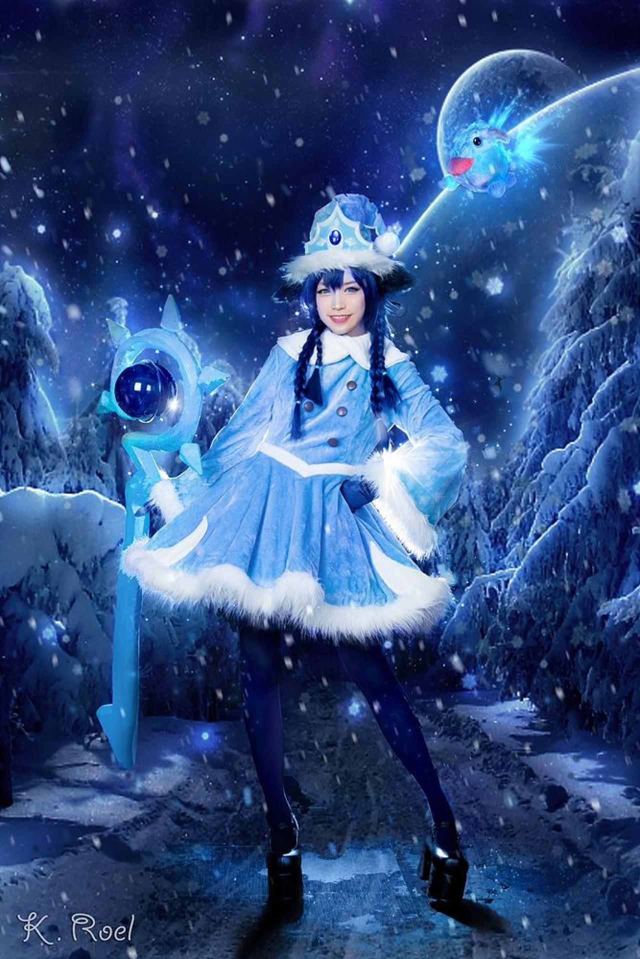 兔娘扮演璐璐在冰天雪地中