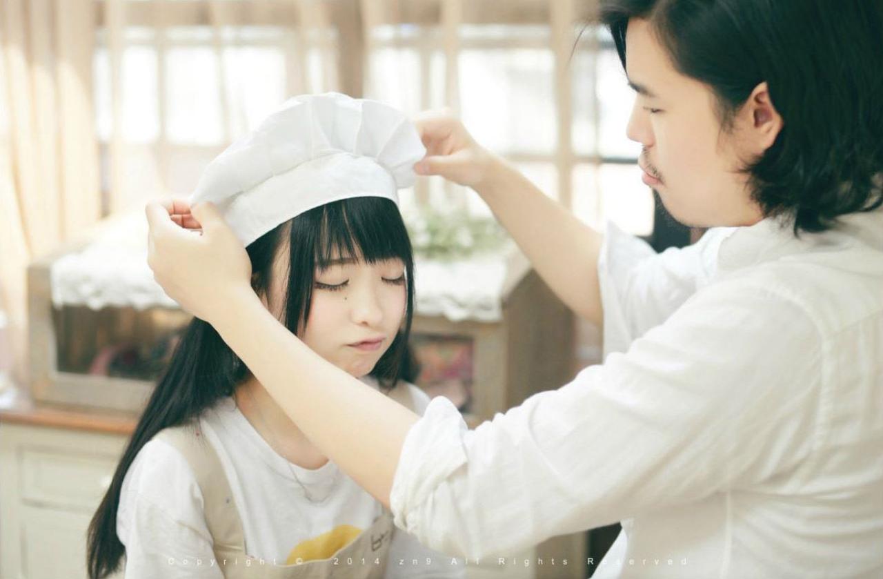 半个大叔给鳄鱼同学戴上厨师帽