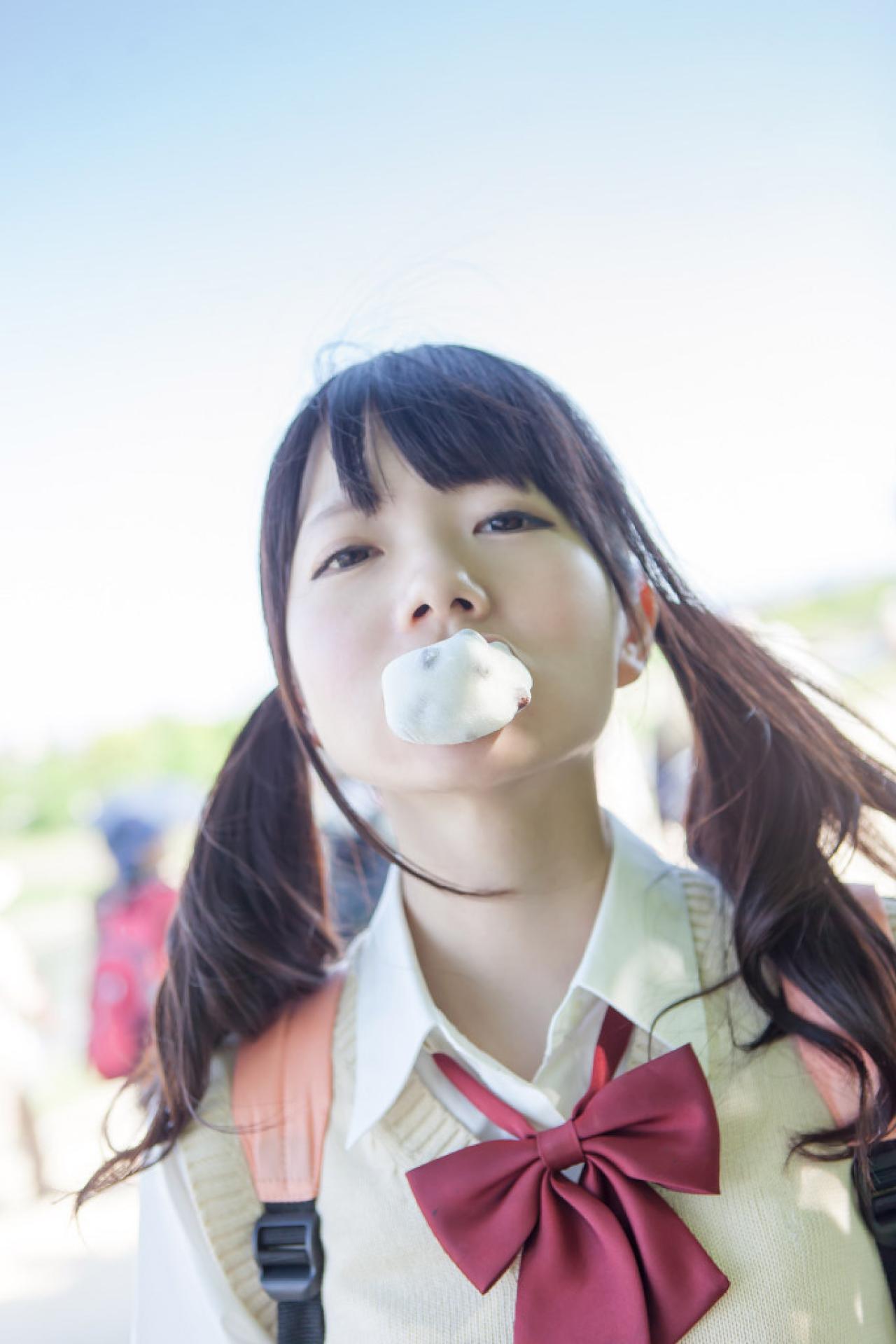 あっきん吃包卖萌照