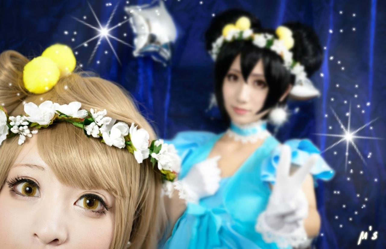 溢灯灯扮演南小鸟和光由扮演矢泽妮可共同演绎南小鸟精神污染表情