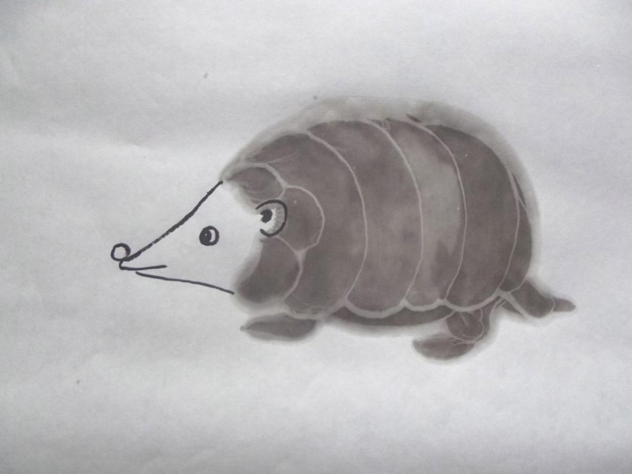 第二步，画身子，爪子和小尾巴