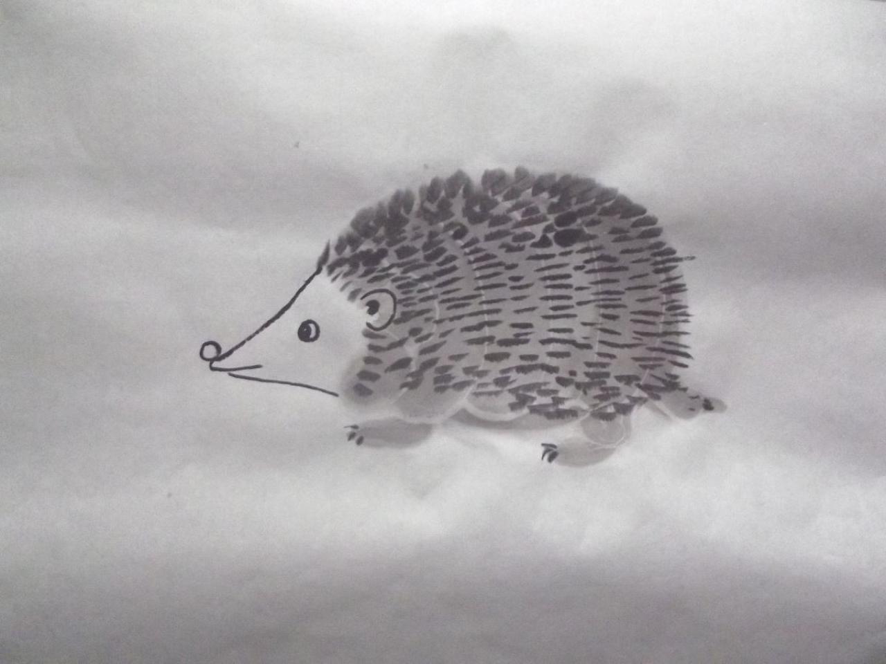 第三步，画刺猬的毛刺和指甲