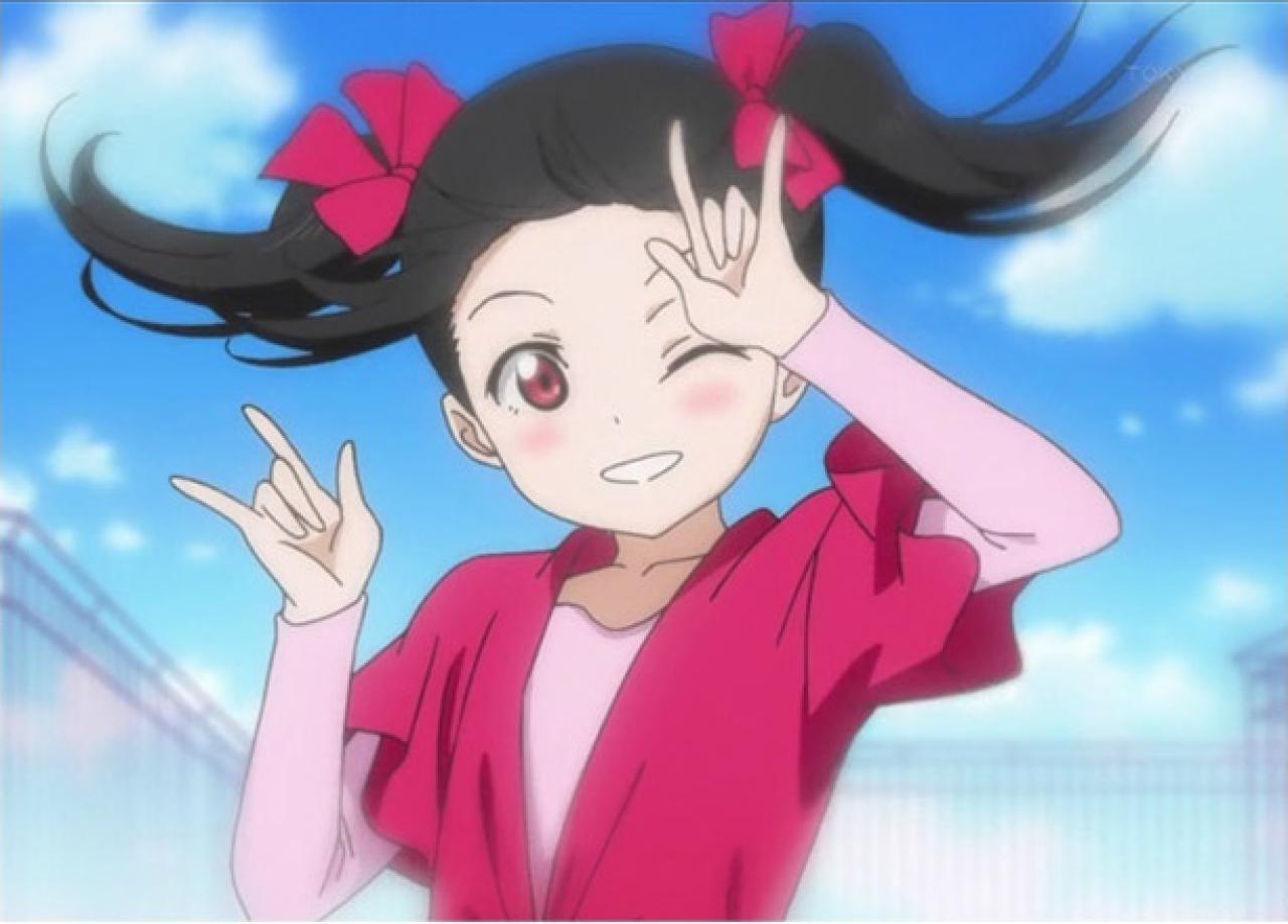 矢泽妮可niconiconi动作第二步：ILOVEYOU手势，眨眼卖萌，喊出nico