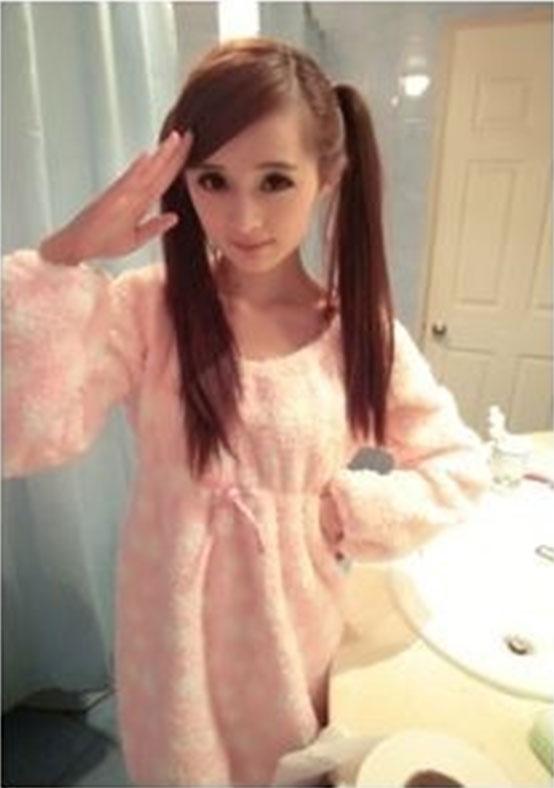 小排右手敬礼表情