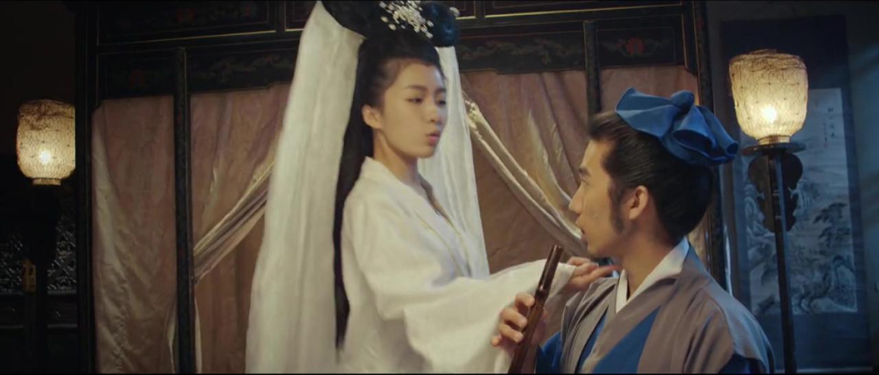 白素贞嘟嘴卖萌