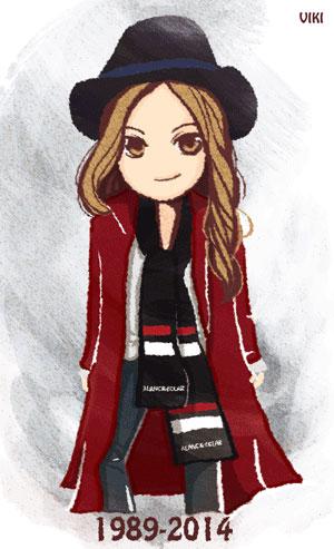 郑秀妍戴着BLANC&ECLARE黑色围巾全身萌化形象