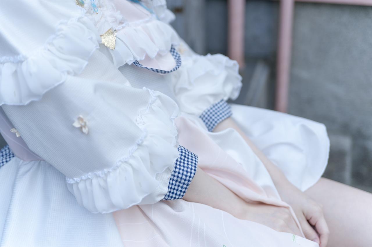 洛丽塔洋装侧面局部特写