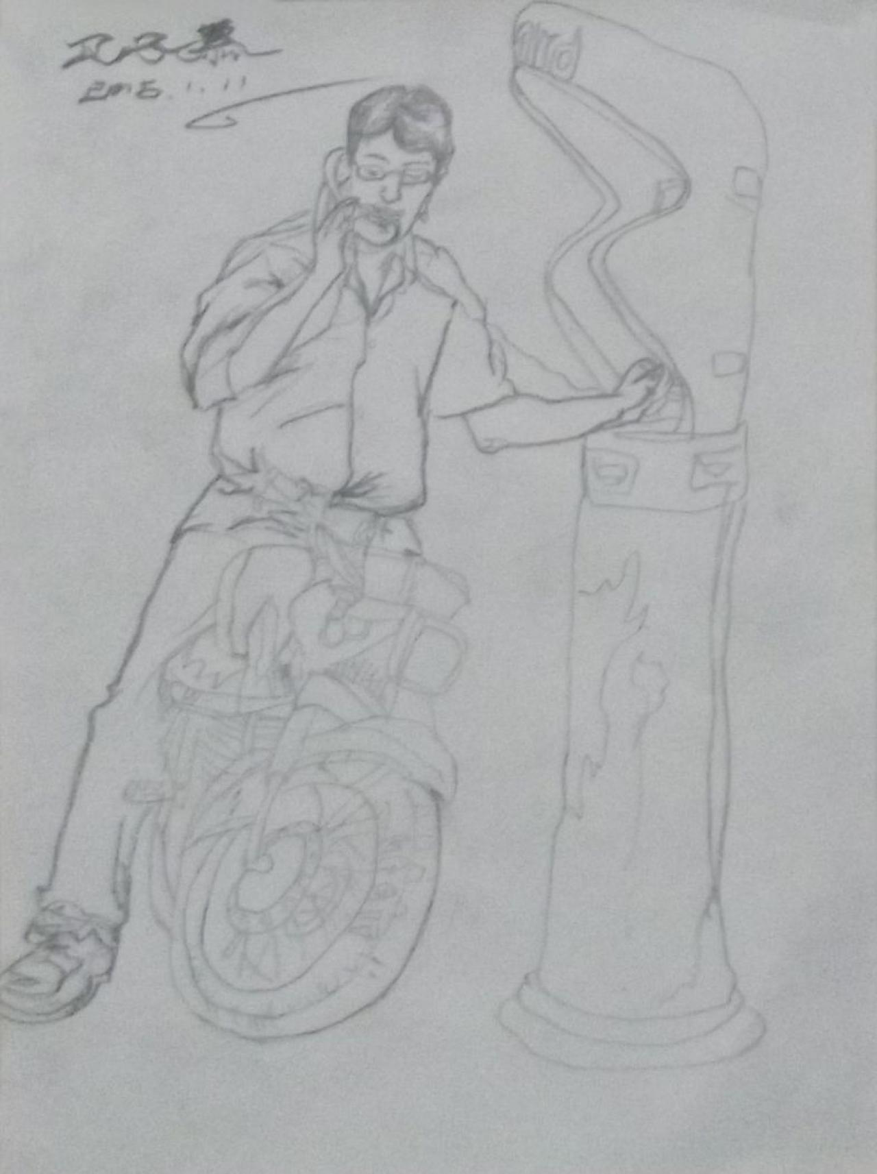 骑摩托车的青年男子正面 人物速写 卫子慕画