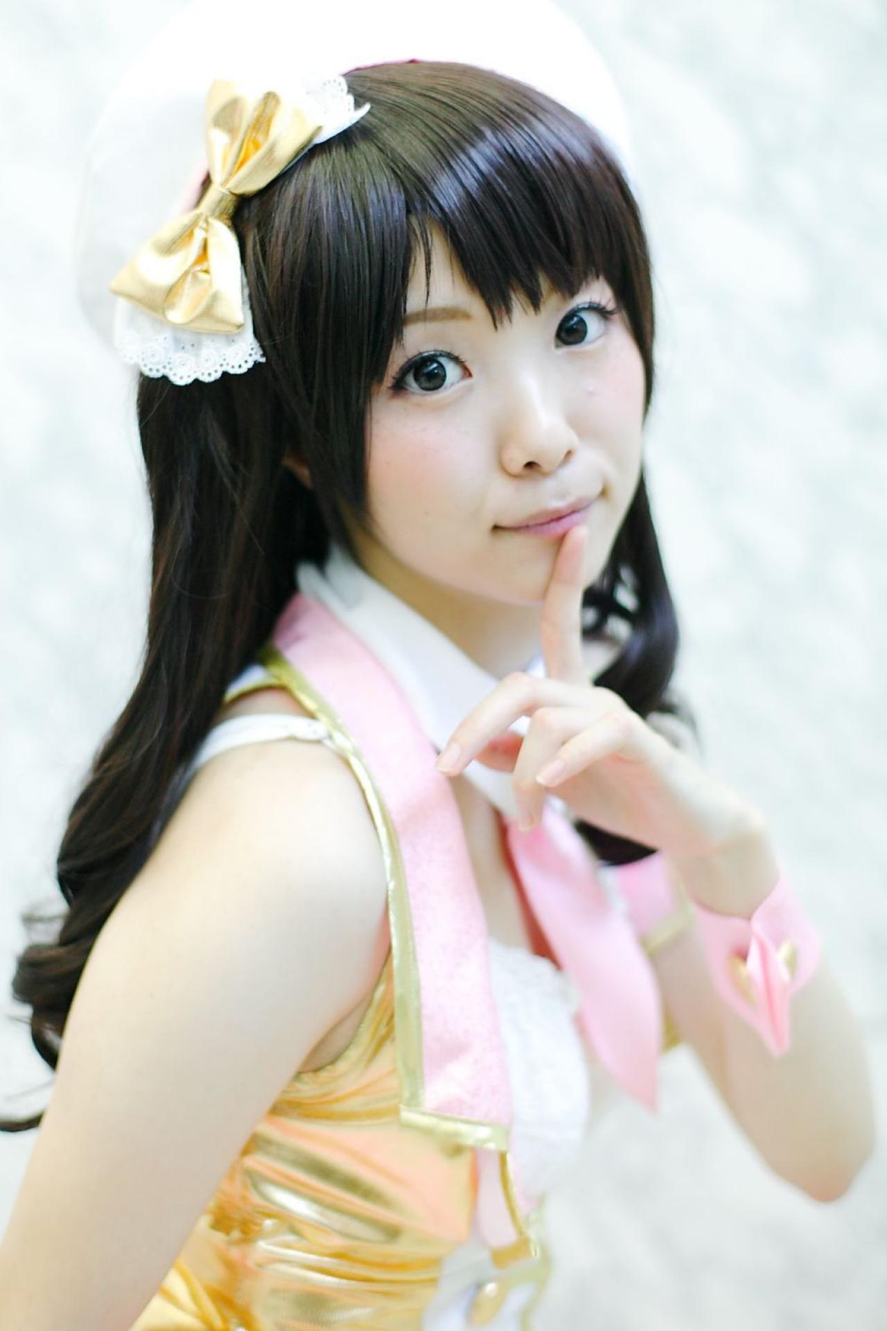 柏木由纪版岛村卯月作嘘的手势