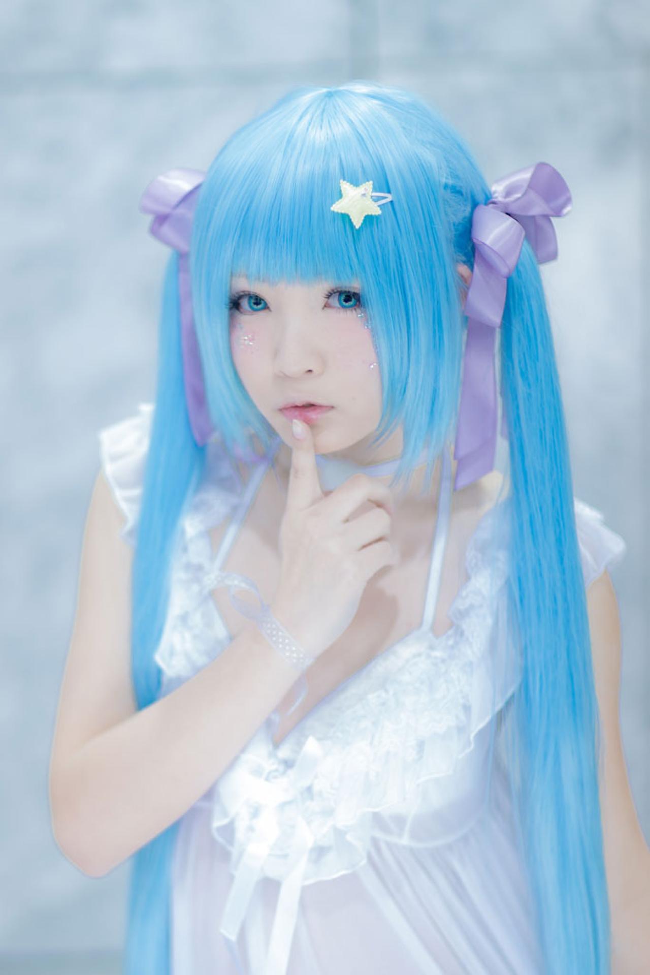 せんちゃん作嘘手势