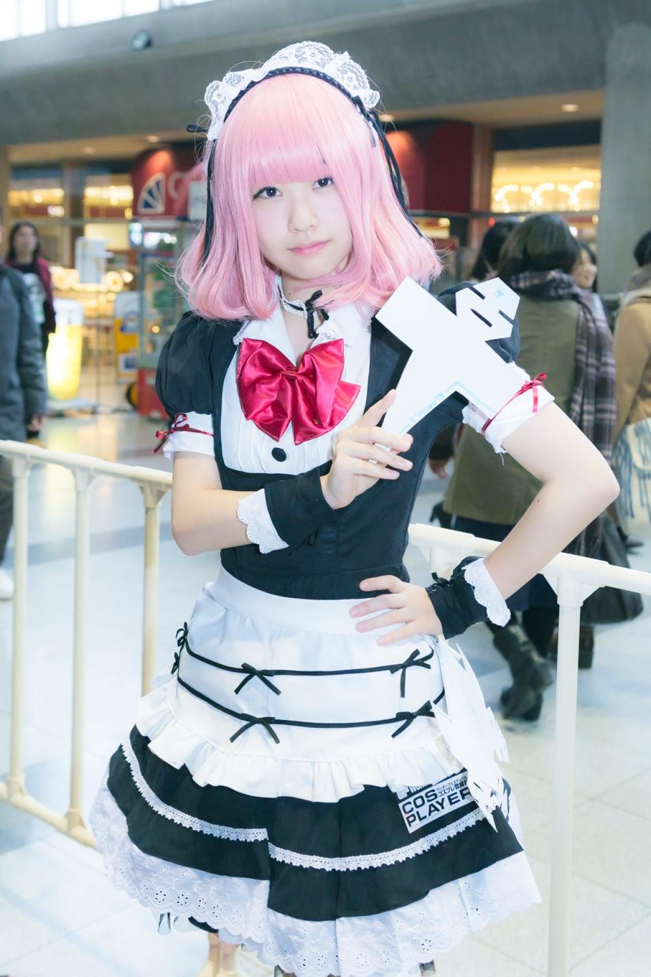 紺乃あすた扮アークス左手叉腰 站姿 立幅