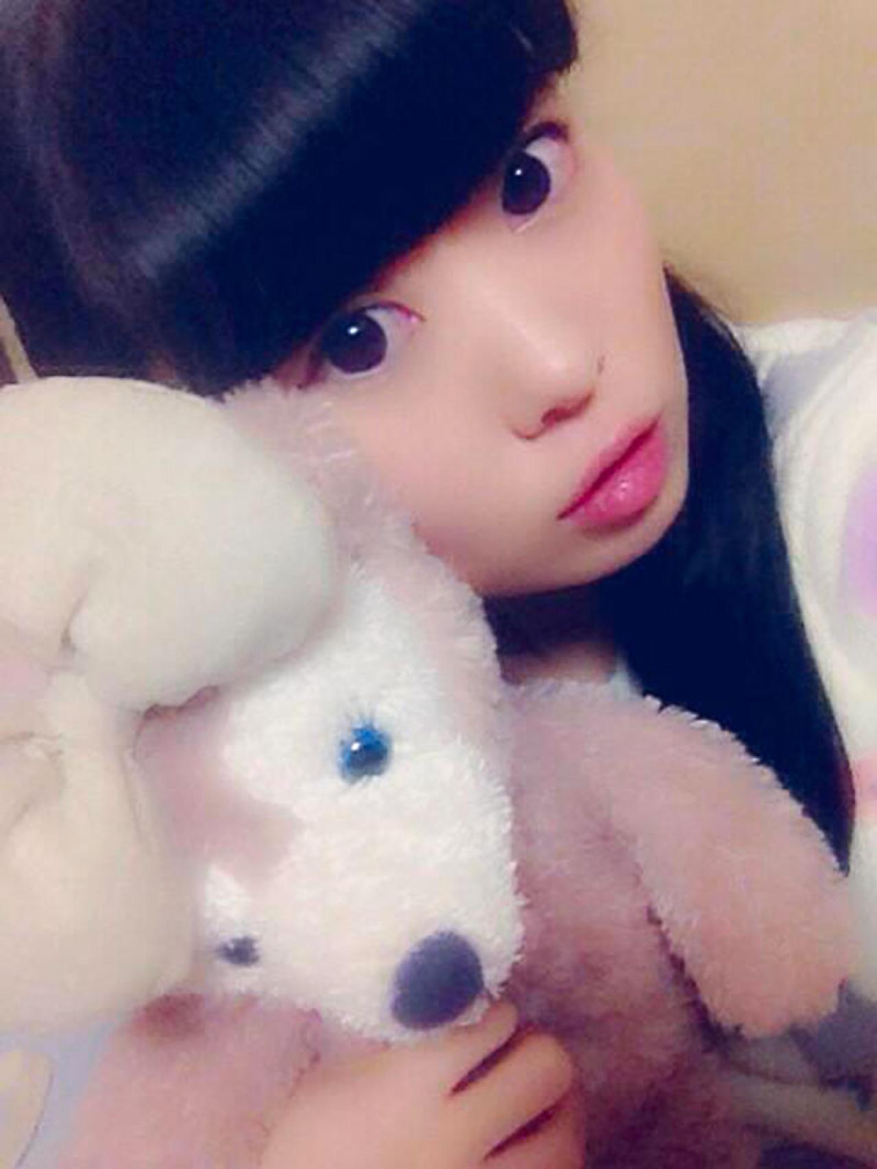 まりゃーみゅらむ贴着小狗自拍