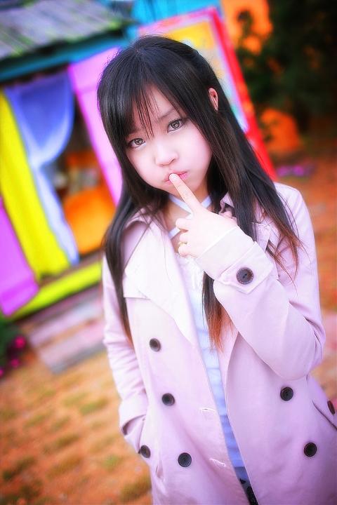 兔娘tomia作嘘手势，嘟嘴卖萌