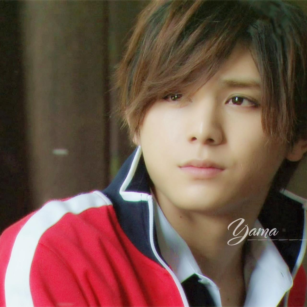 泪汪汪的山田凉介头像