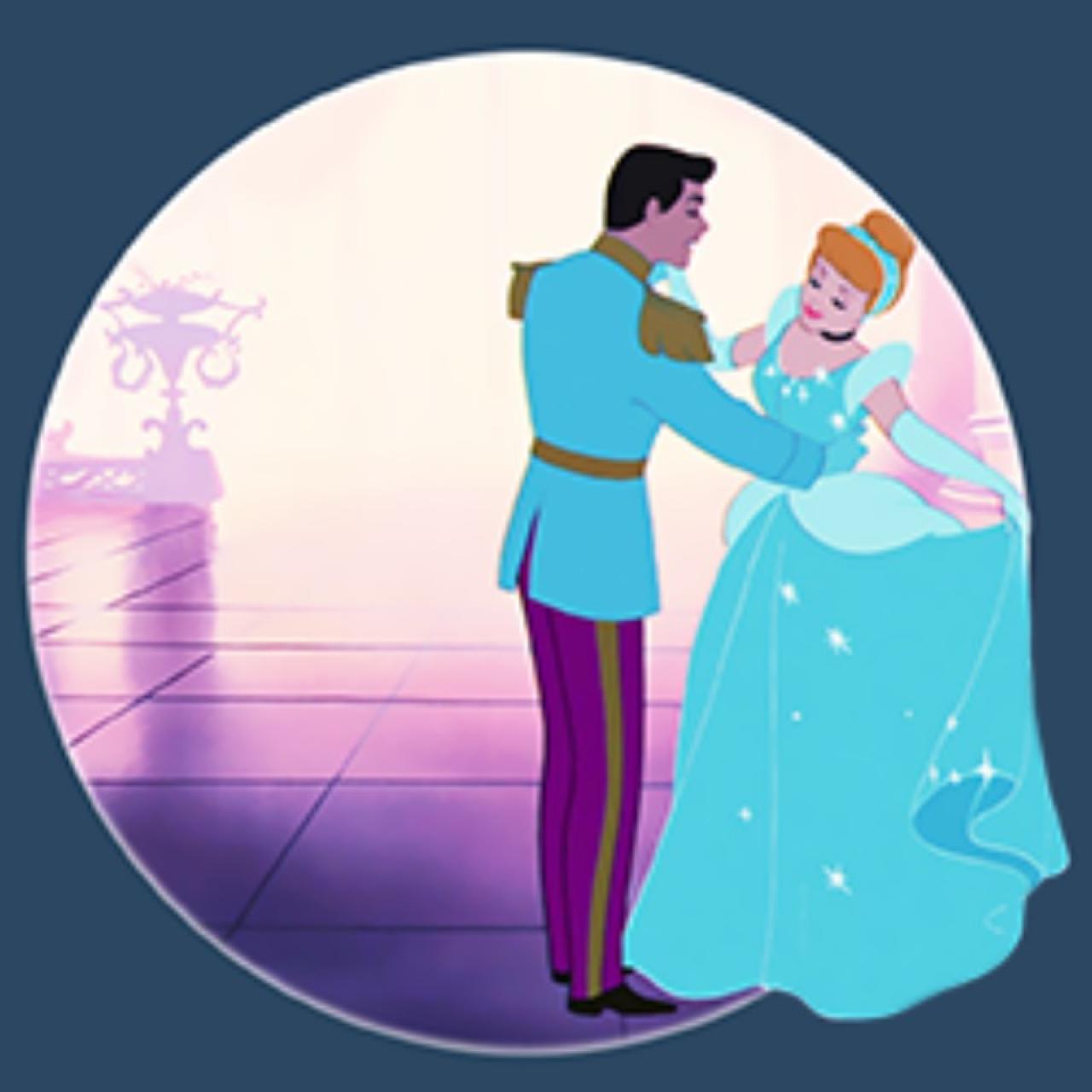 穿着蓝色连衣裙与王子跳舞的灰姑娘头像