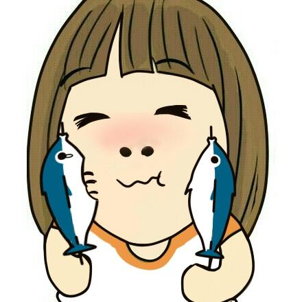 吃着烤鱼的女孩头像