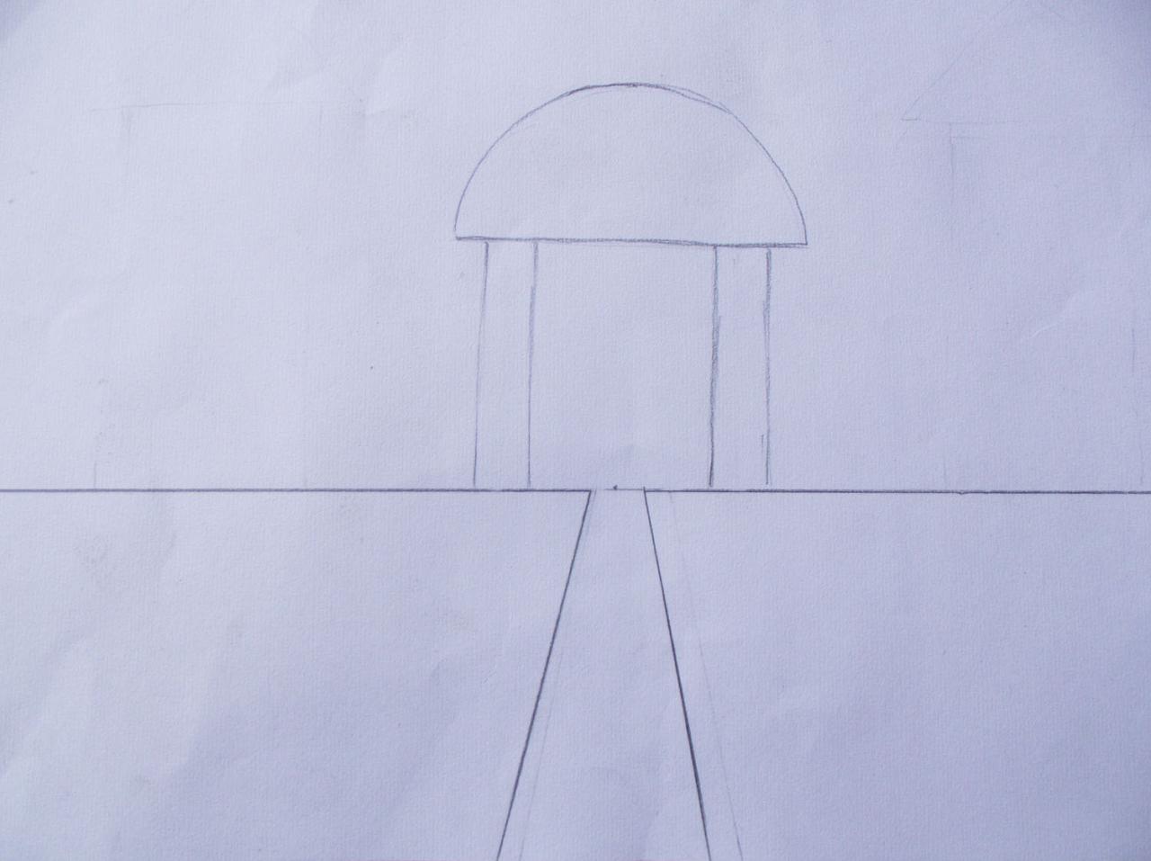 第一步，确定幼儿园大门及小路的位置