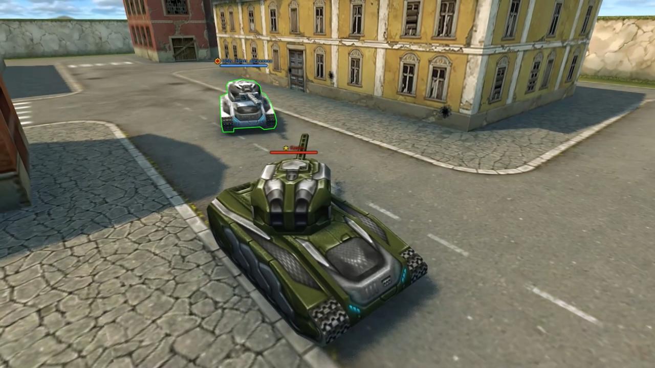 Arakelyan介绍蜂王正面对着敌方，可以减少目标体积