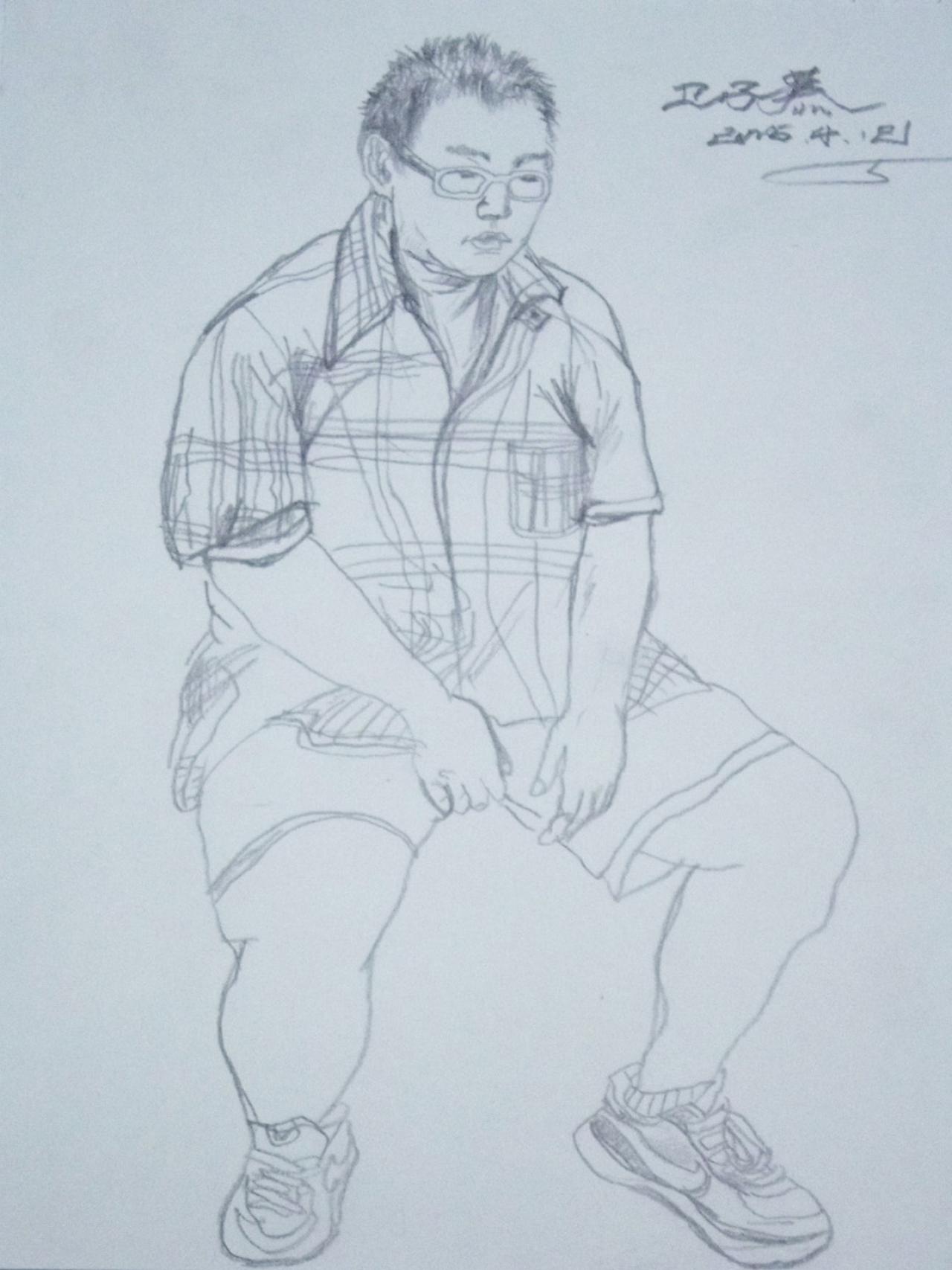 戴眼镜的男青年 人物速写 卫子慕画